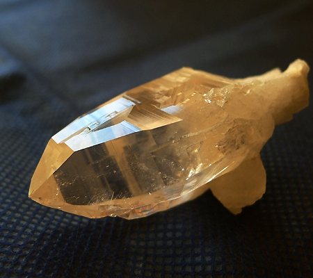 ヒマラヤ水晶原石ミラー水晶013-3