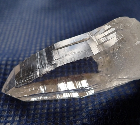ヒマラヤ水晶原石ミラー水晶021-2